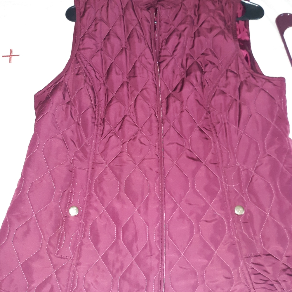 Vest - Picture 2 of 3
